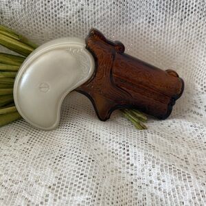 Vintage Avon Pistol Shape Cologne Bottle. Wonderful vintage shape/empty/no box